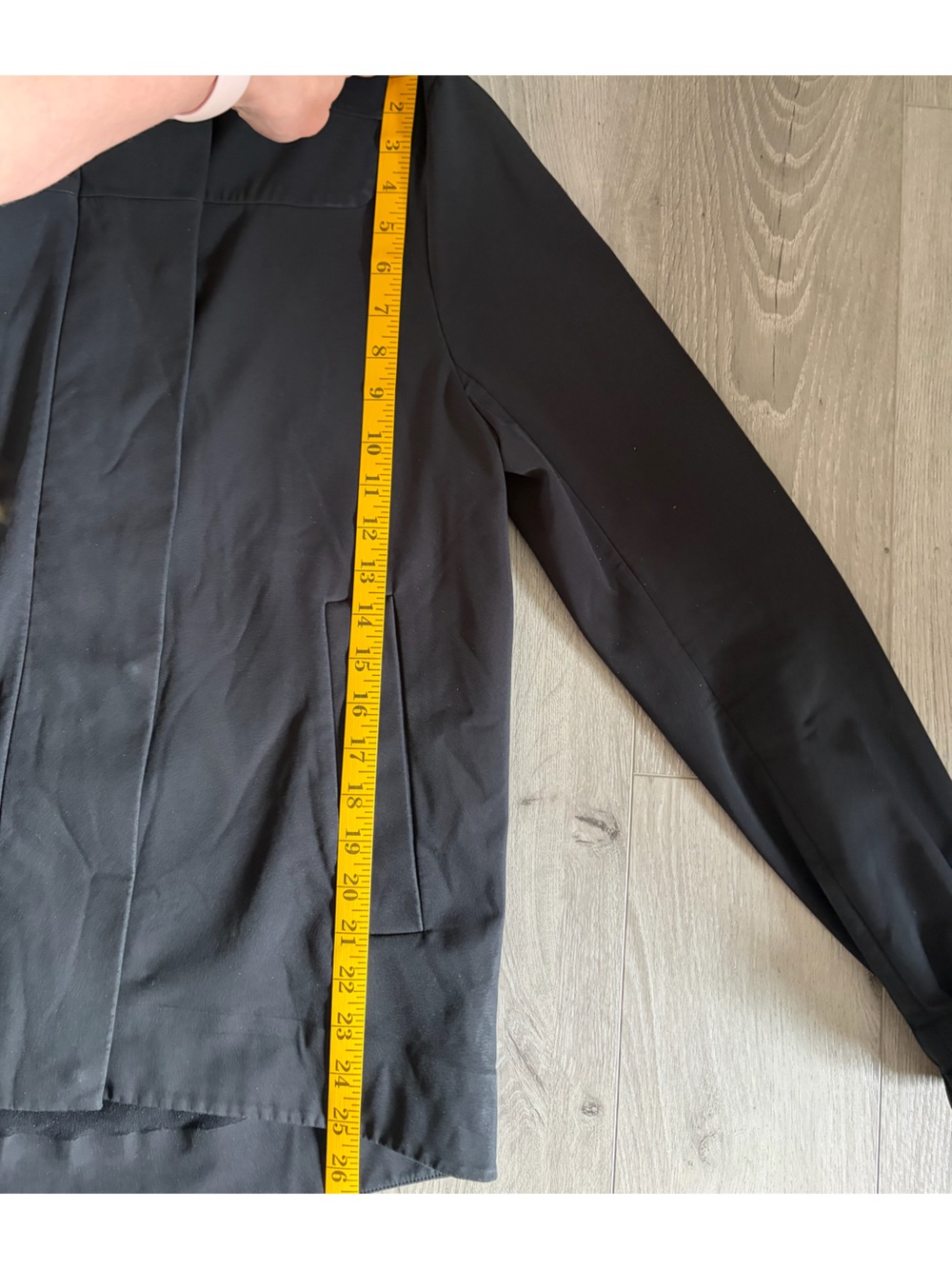 Lululemon Studio Soft Shell size 8 - Picture 9 of 10